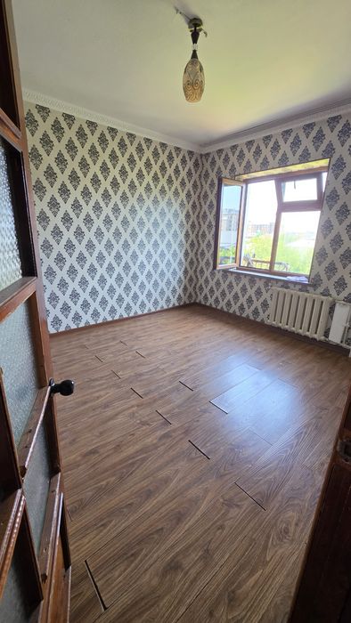 Срочно продаётся Метро Новза 3х ком