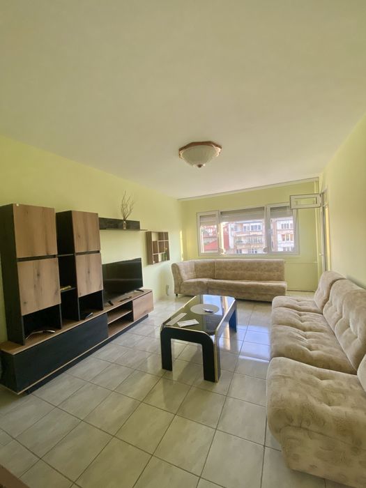 Продава се Четиристаен апартамент в Плевен, Дружба 1 - 90 кв.м за 1800 €/кв.м - Снимка #10