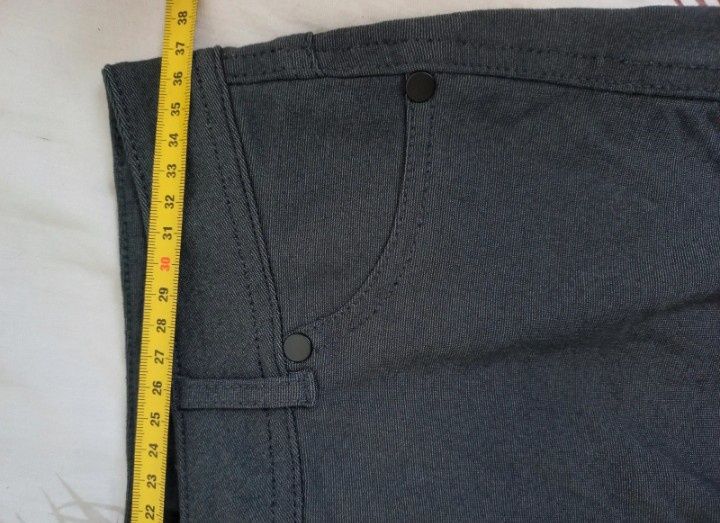 Pantaloni scurti Active USA marime L