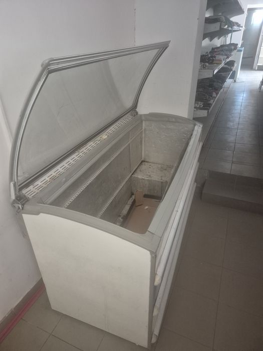 Vitrina frigorifica orizontală