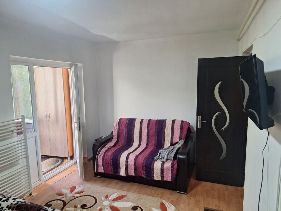 Garsoniera comfort 1 de vanzare zona tineretului