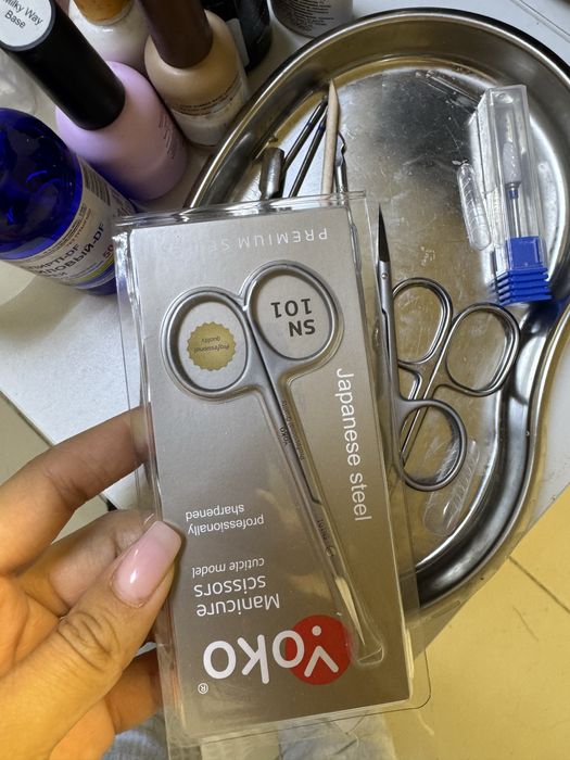 Продаю все для маникюра