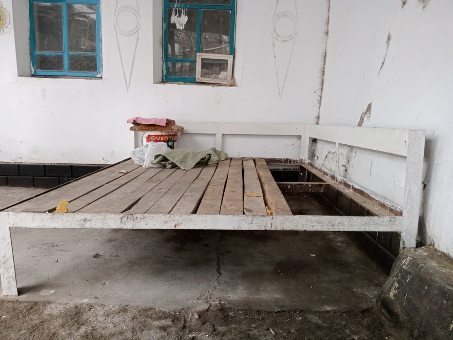 Тапчан б,у продам