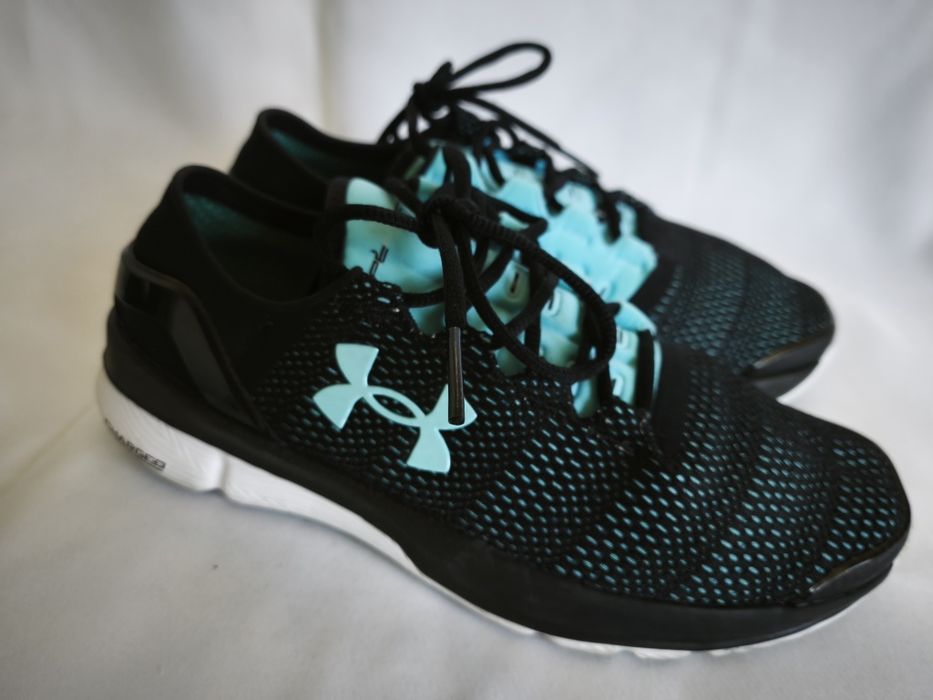 Under Armour оригинални маратонки за бягане, номер 40