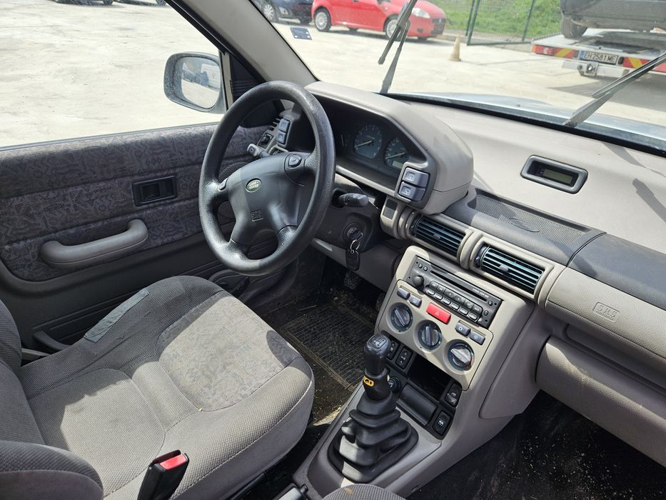 Ланд Ровер Фрееландер 1.8i 16V на части