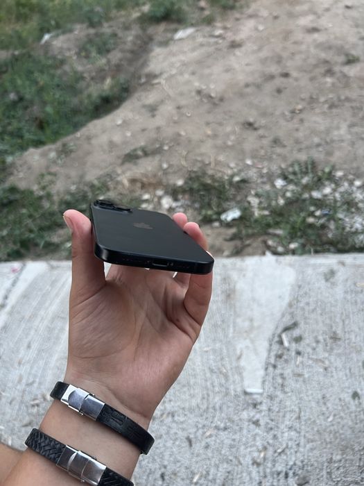 Vand iphone 15 simpu ,black ,sau schimb