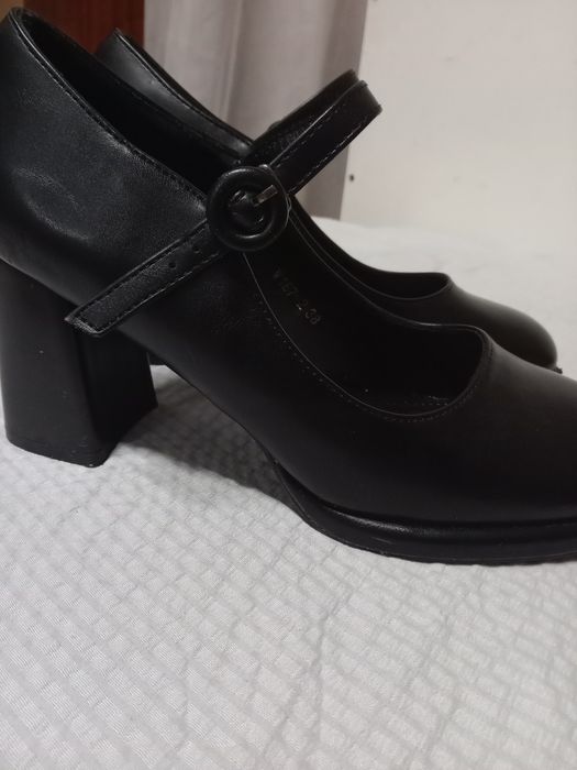 Продаю туфли 38 размер