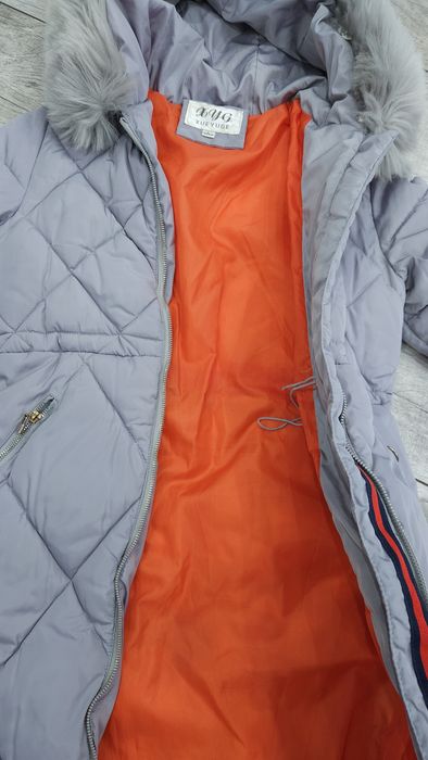 Дамско Яке в сив цвят