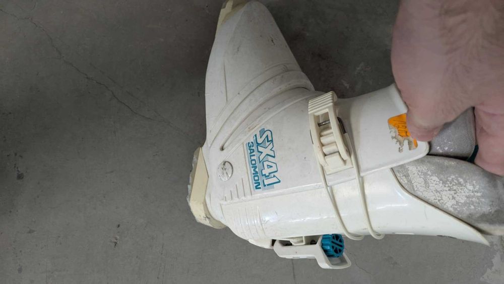 Ски + обувки Salomon идеални за начинаещ