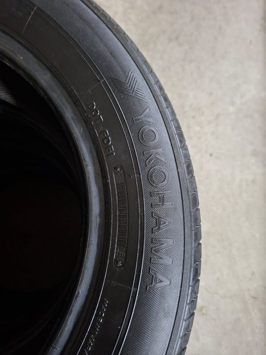 Продам шины б/у в отличном состоянии.