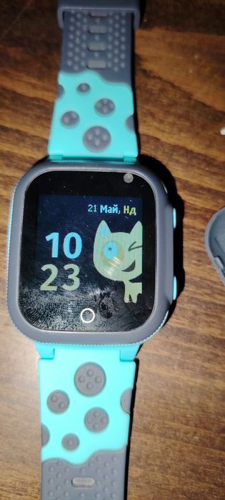 Смарт часовник .