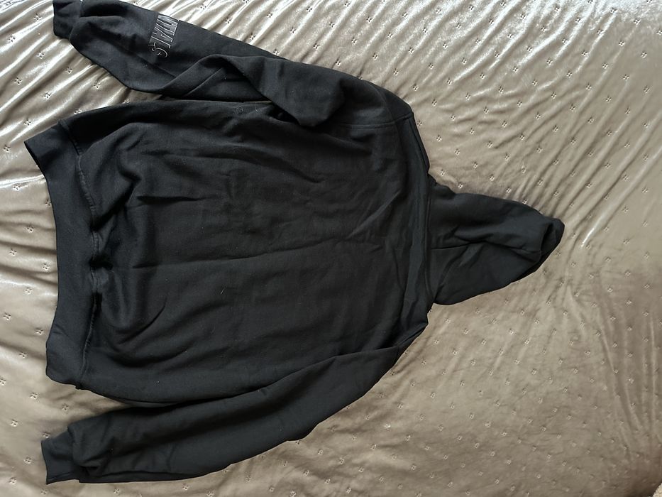 Ново худи Essentials