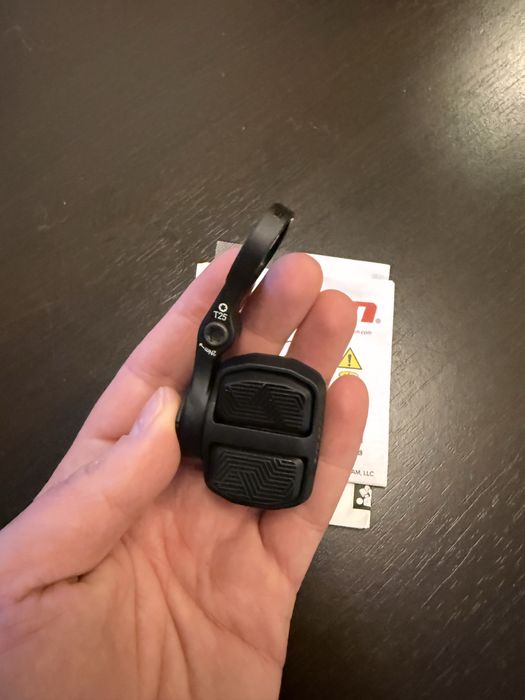 Maneta Sram AXS noua