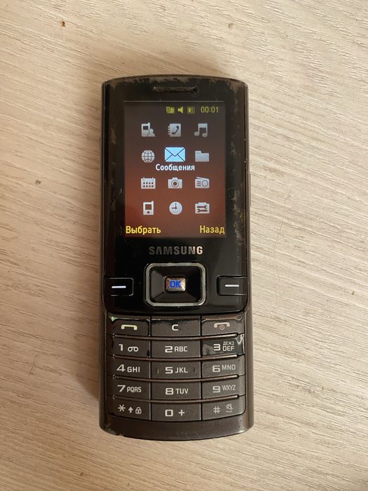 Продам телефон samsung d780