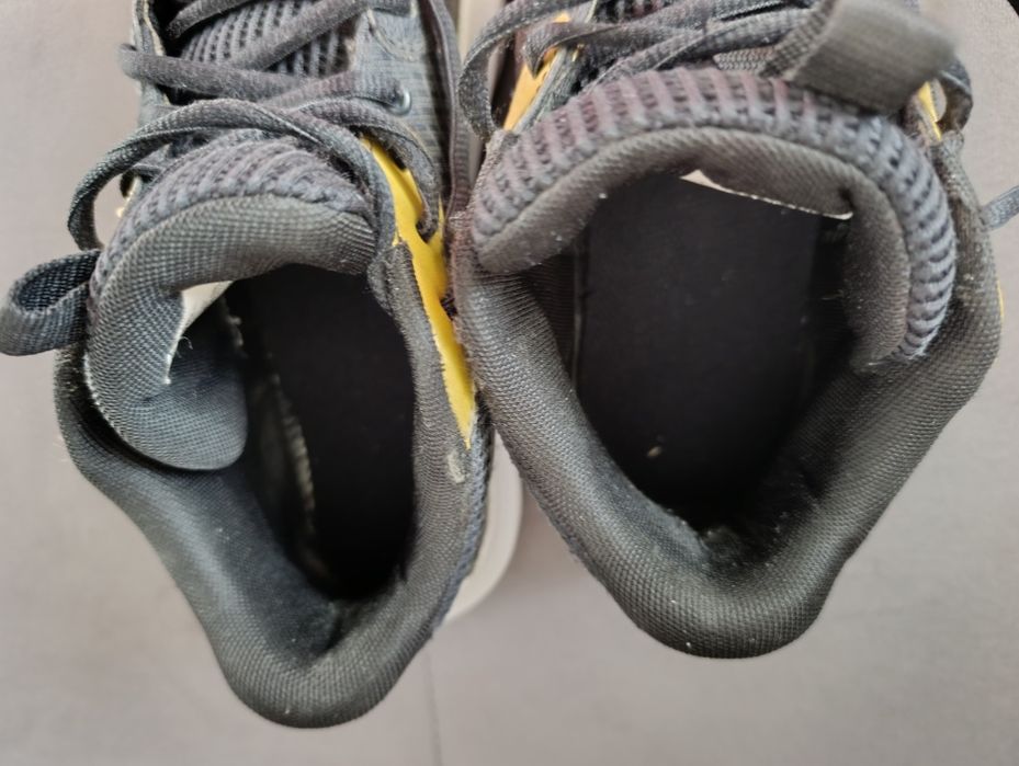 Детски маратонки Under armour 38 номер