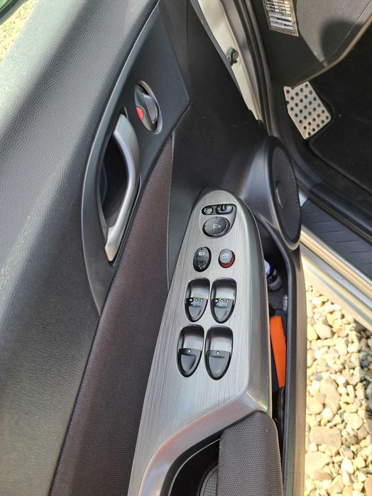 HONDA Civic 2010 — imagine 2