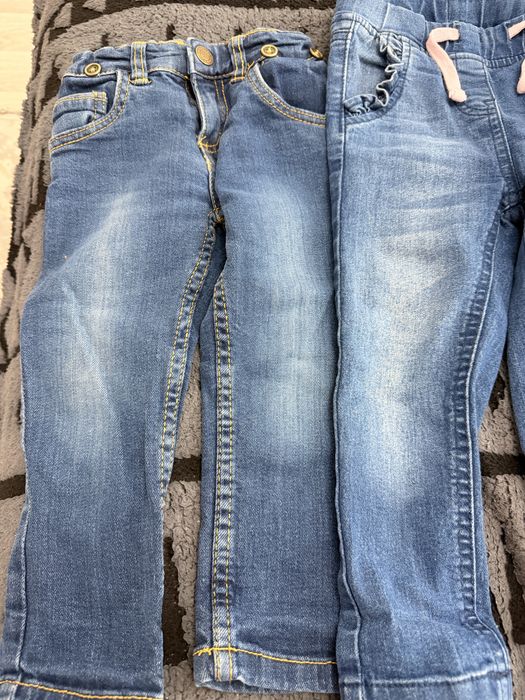Продам детские джинсы