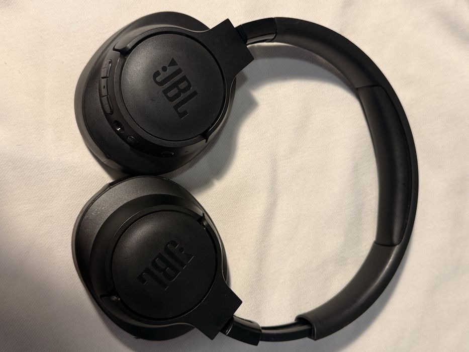 Casti pe urechi JBL