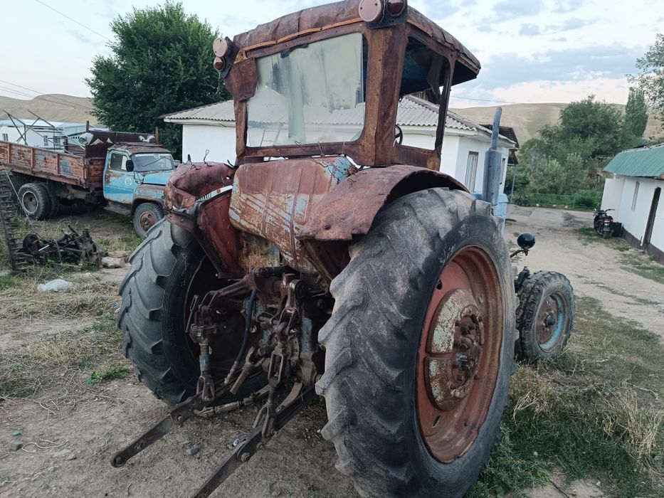 Трактор МТЗ 80...