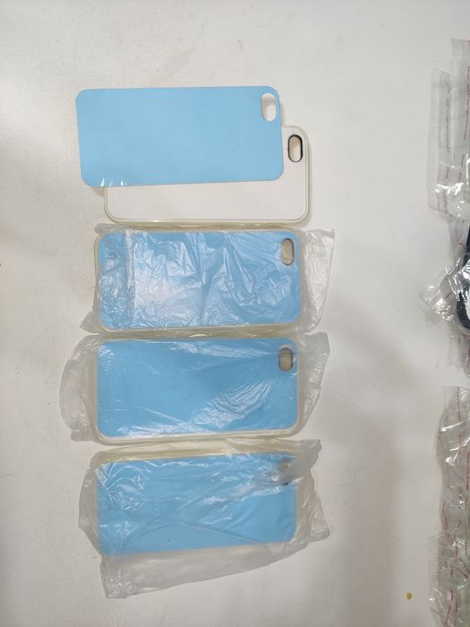 Продам чехлы на айфон, айпад