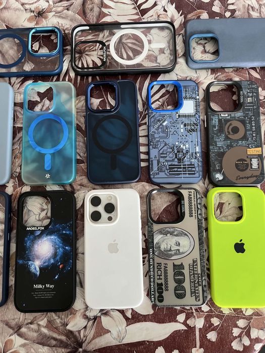 Кейсове за iPhone 15 PRO