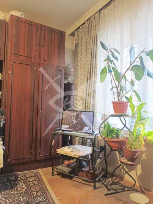 Продава се Тристаен апартамент в Карнобат - 72 кв.м за 903 €/кв.м - Снимка #4