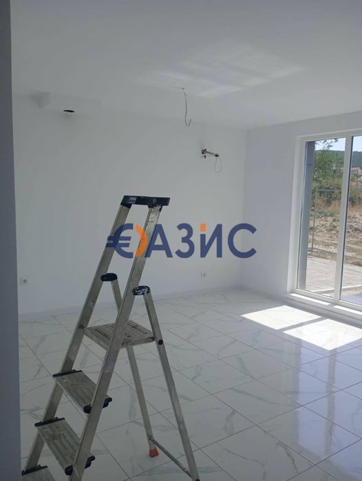 Продава се Къща в с. Кошарица, Област Бургас - 210 кв.м за 1286 €/кв.м - Снимка #13