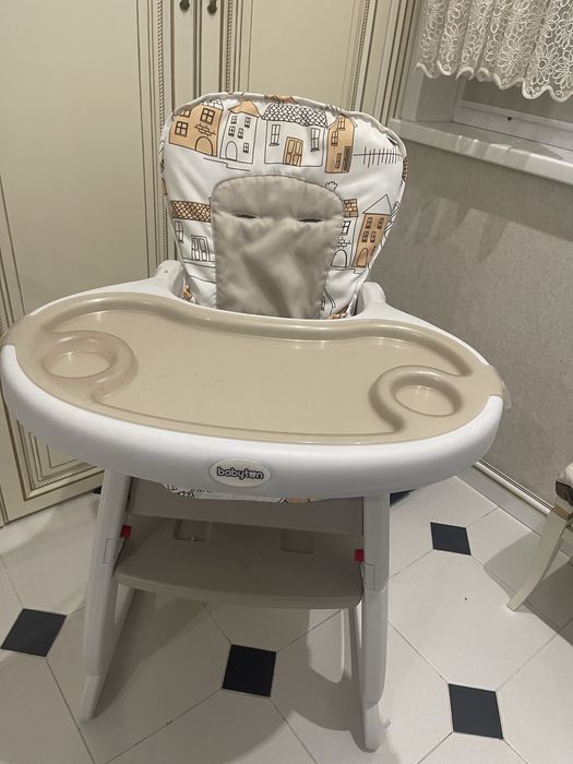 Столик для кормления