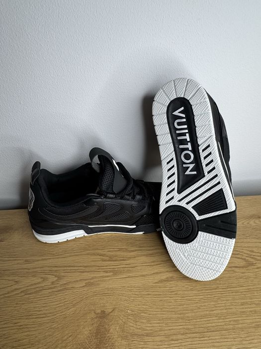 Adidași Louis Vuitton Skate Black / White | Noi