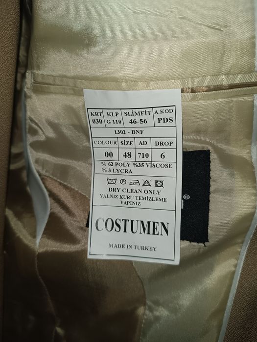 Costum pentru bărbați