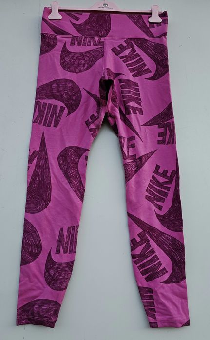 Nike оригинален дамски клин нов Л размер