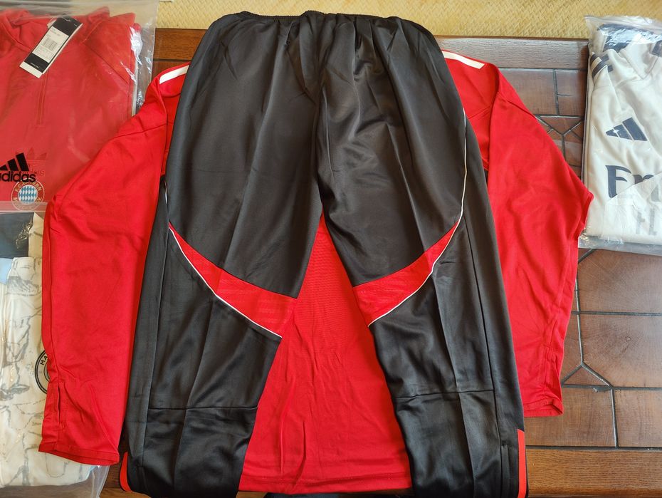 Тренировъчен футболен екип Arsenal 25/26