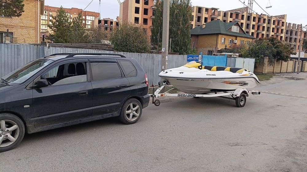 Катер с водометом. 2005 года