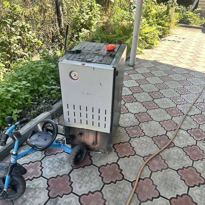 Продаю твердотопливный котел длительного горения Bosch Solid 2000