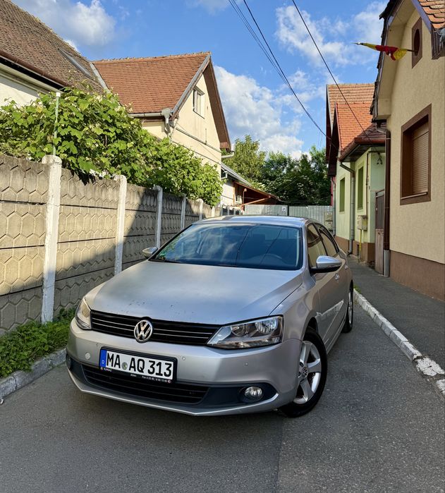 VOLKSWAGEN Jetta 2011 — imagine 2