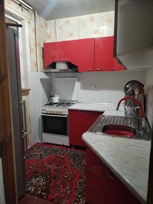 4 хонали квартира сотилади. Чиланзар 11.