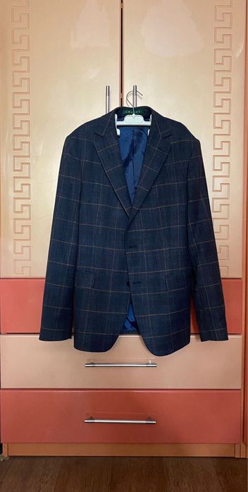 Костюм школьный