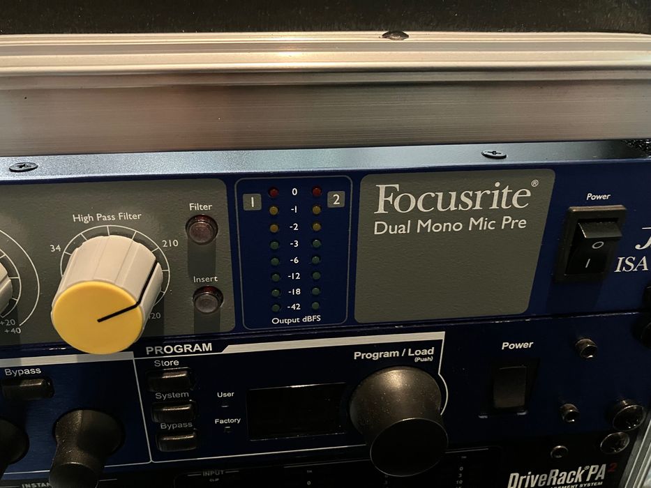 Микрофонен предусилвател isa two