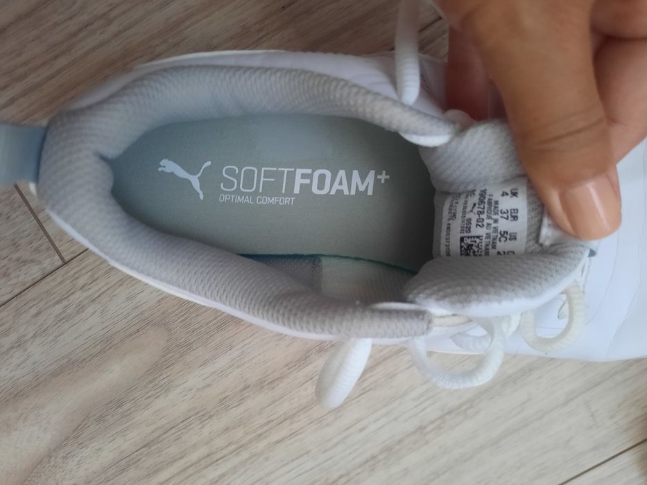 Adidasi Puma marimea 36