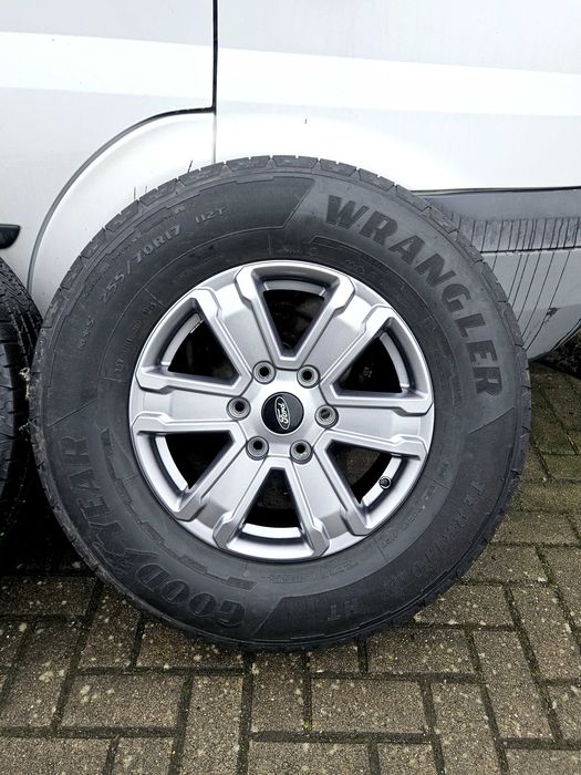 Лети джанти 17" 6x139,7 Ford Ranger Гуми 255/70/17
