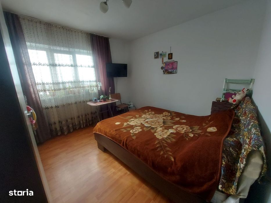 Vanzare apartament 3 camere, zona micro 11 - Targoviste