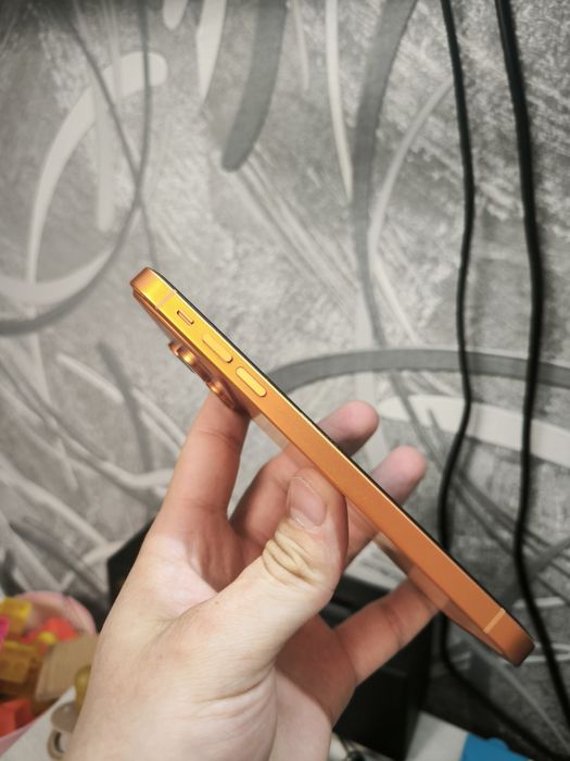 iPhone XR в корпусе 17 PRO 64gb 75%акб ОБМЕН.