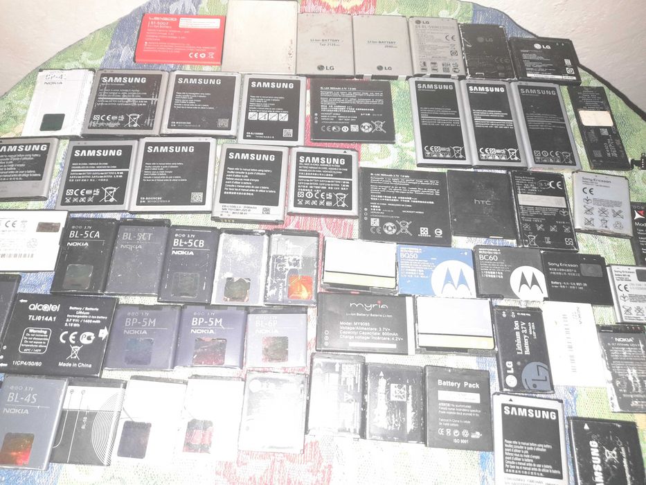 Lot baterii telefoane vechi