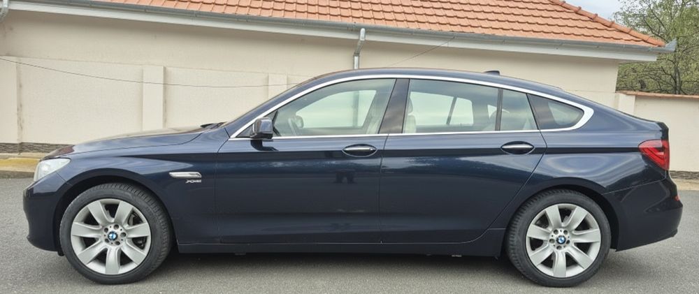 BMW Seria 5 GT 530d xDrive