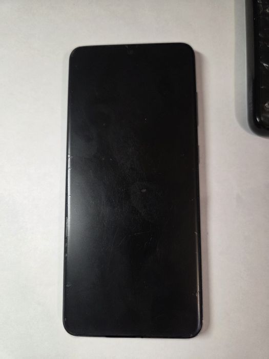 Самсунг S20 с коробкой