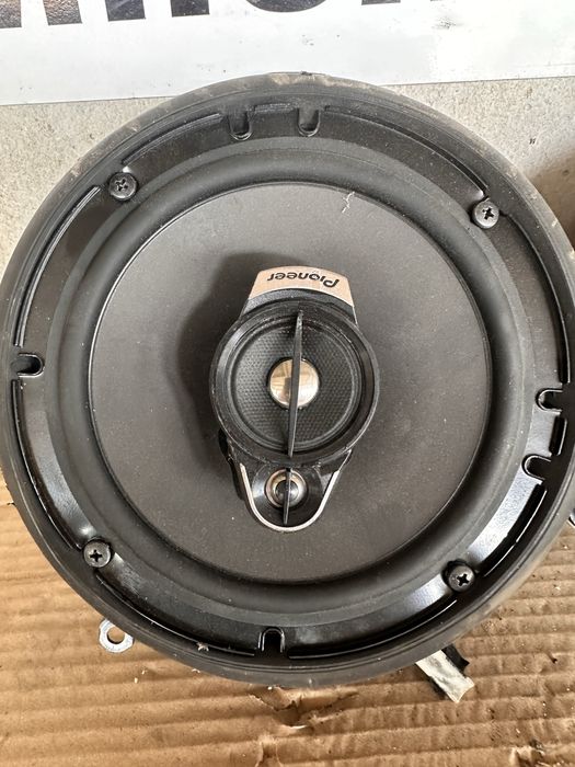 Тонколони пайнер за ауди а4 б6 б7 / pioneer audi a4 b6 b7