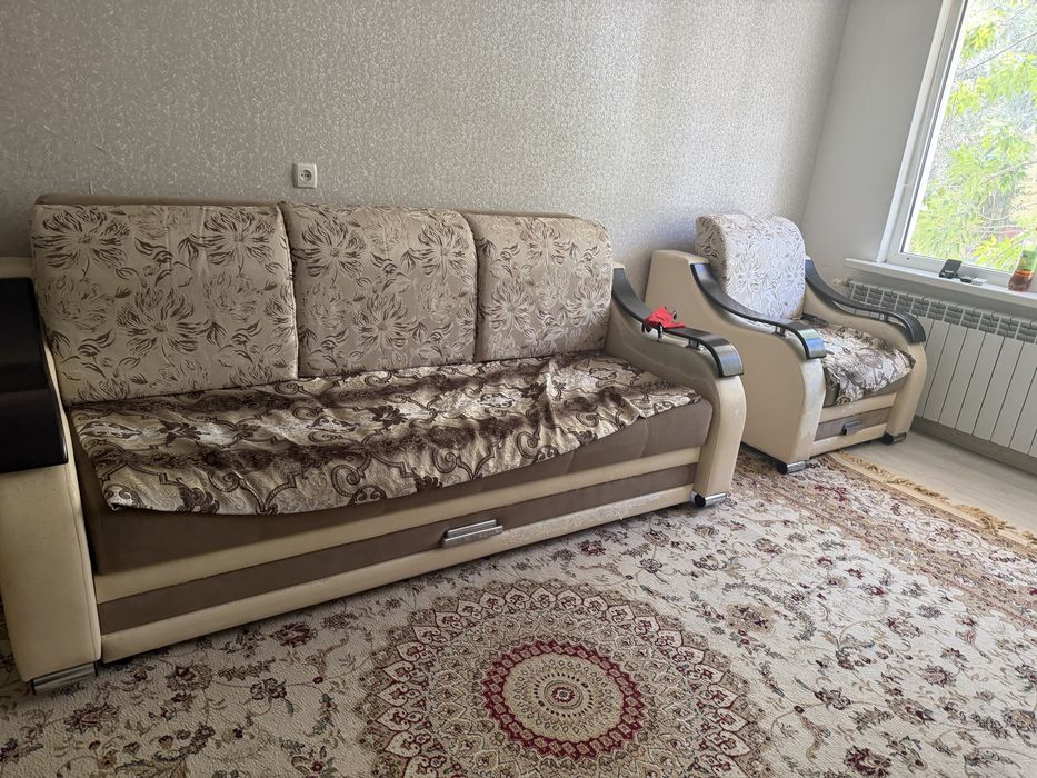 Продам диван и кроесло