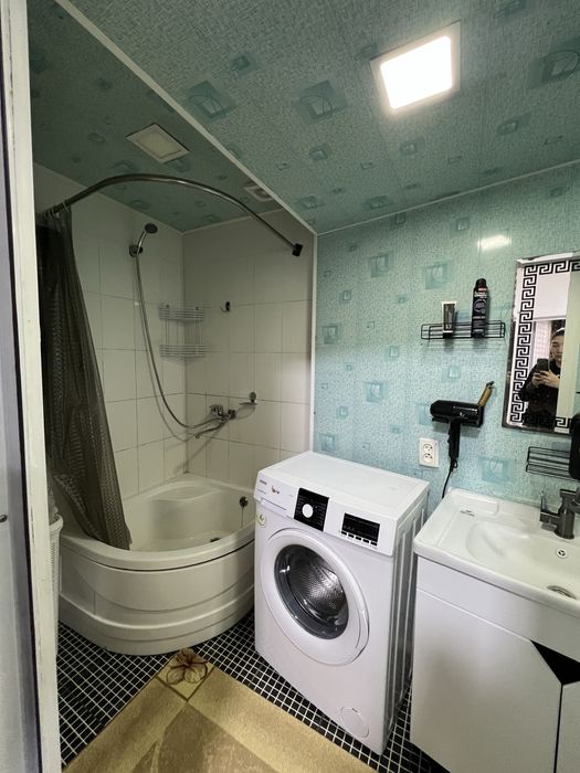 Продается Двор, с отдельным Гаражом под бизнес, или Бокс