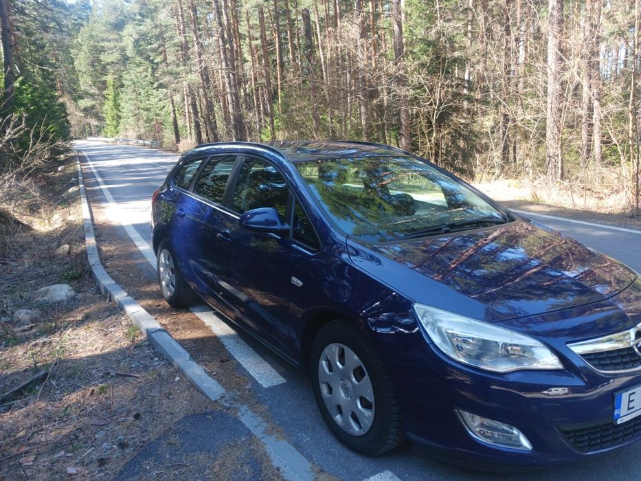 Опел  Астра  1.7