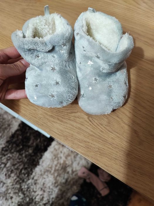 Лот топли пантофки за момиче